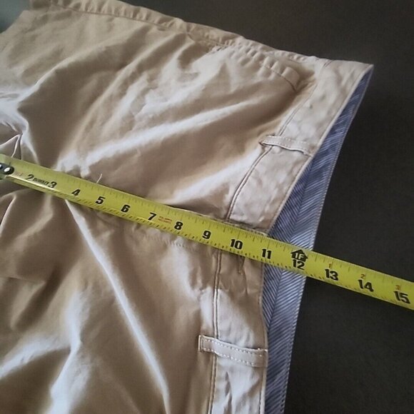Women's sz 10 chino shorts LL Bean Favorite Fit Cotton khaki beige tan - Picture 6 of 7